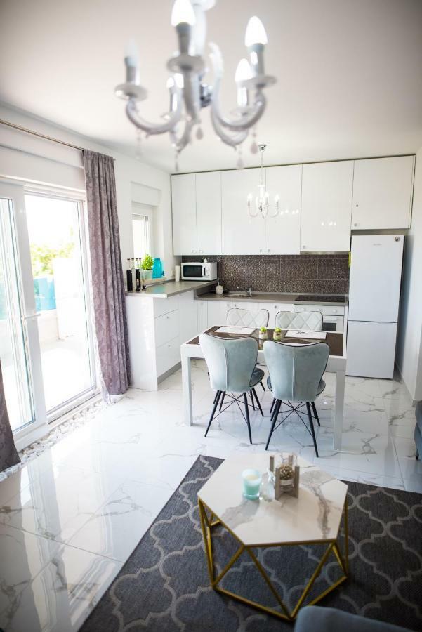 Apartment Mikulic Makarska Buitenkant foto